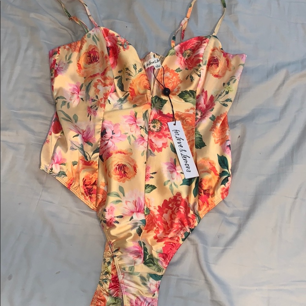 For love and lemons bodysuit never worn